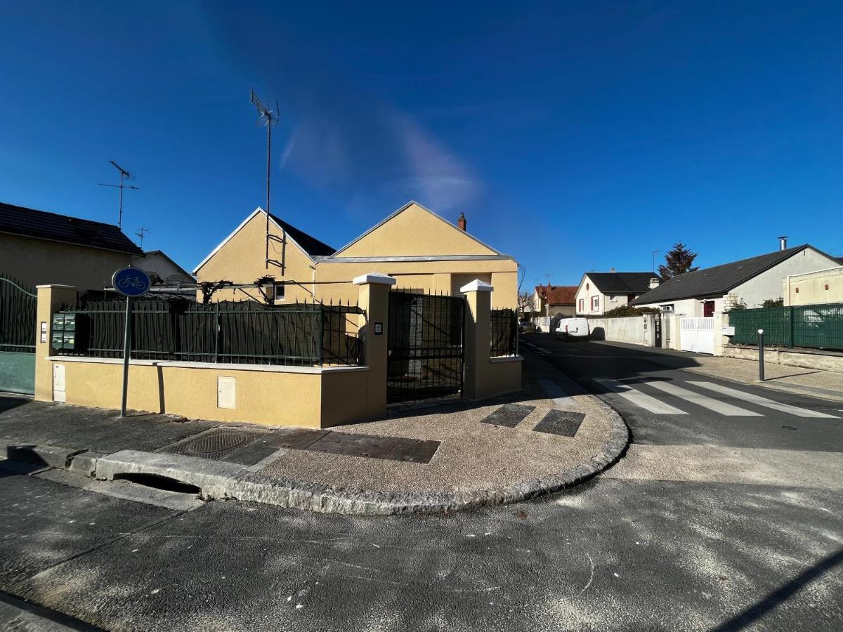 Studios Au Quartier Pavillonnaire Rue D Ambert Orléans Dış mekan fotoğraf