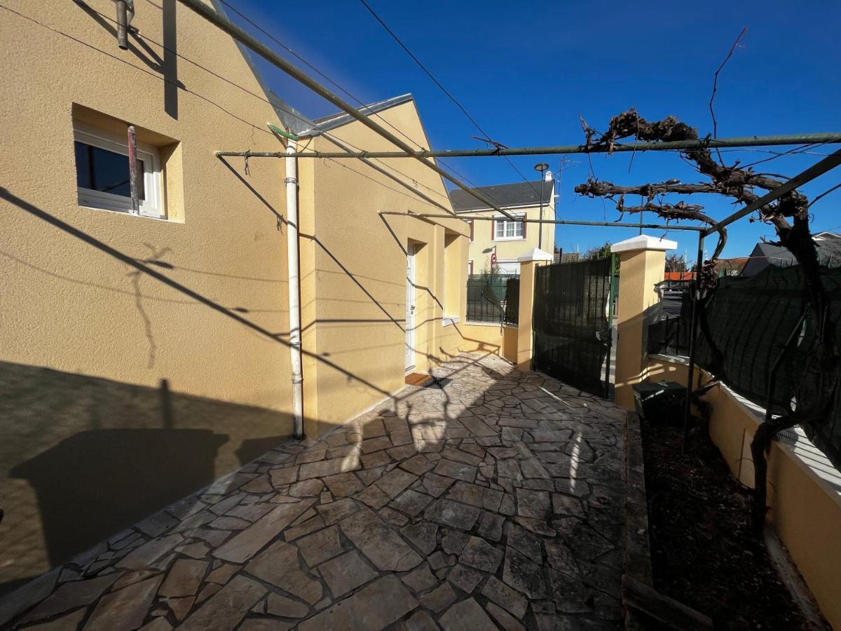 Studios Au Quartier Pavillonnaire Rue D Ambert Orléans Dış mekan fotoğraf